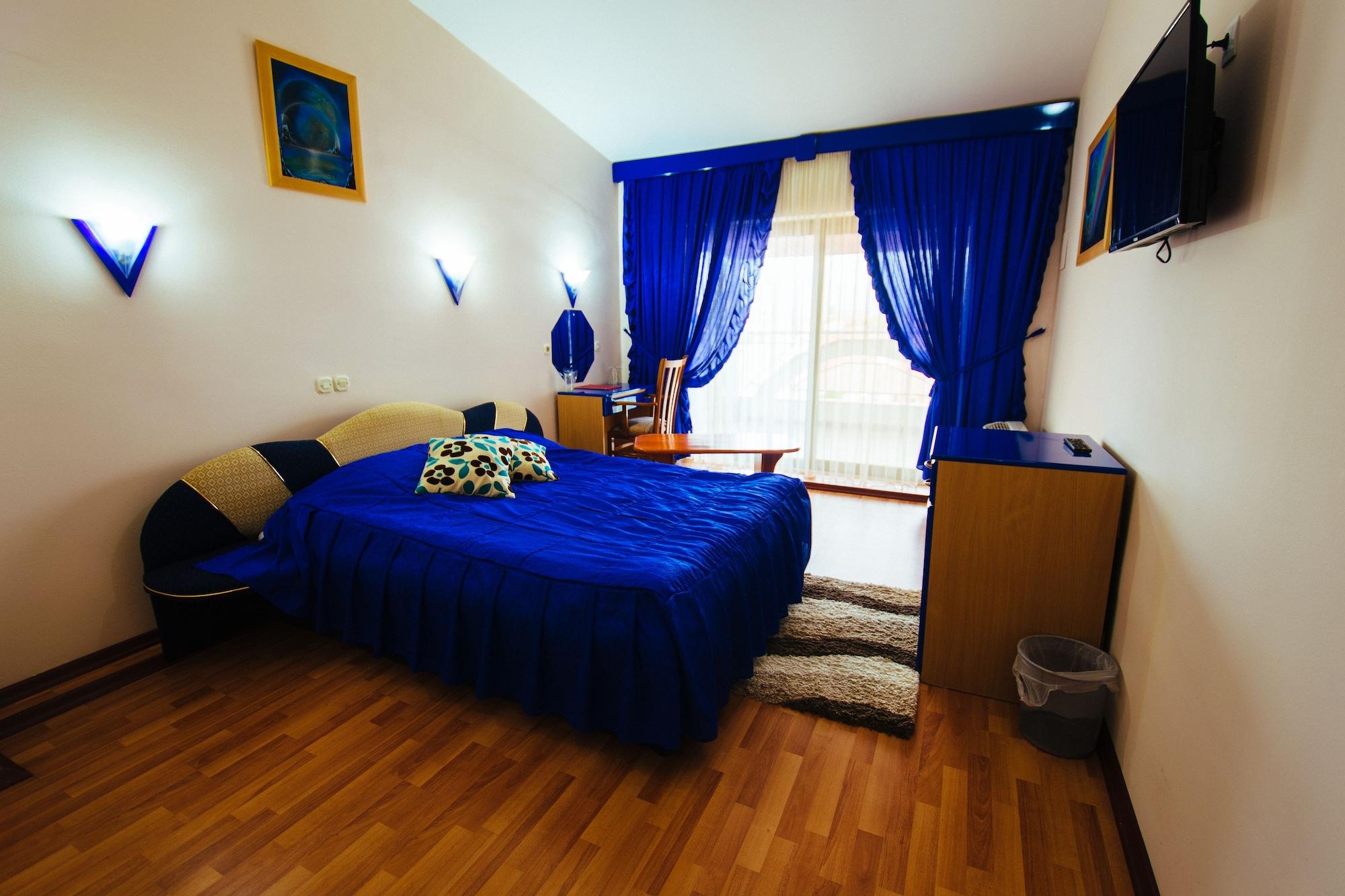 Hotel Kristal Palas Prilep Exterior photo
