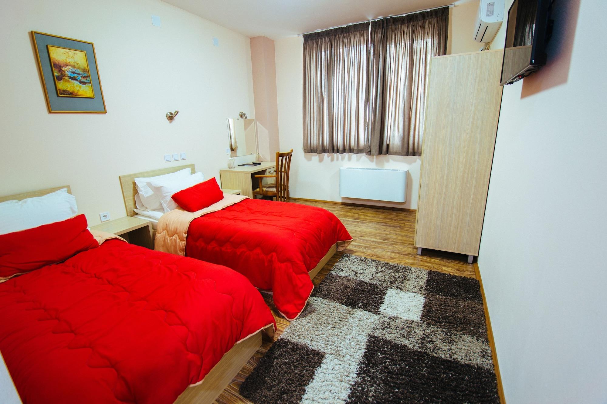 Hotel Kristal Palas Prilep Exterior photo