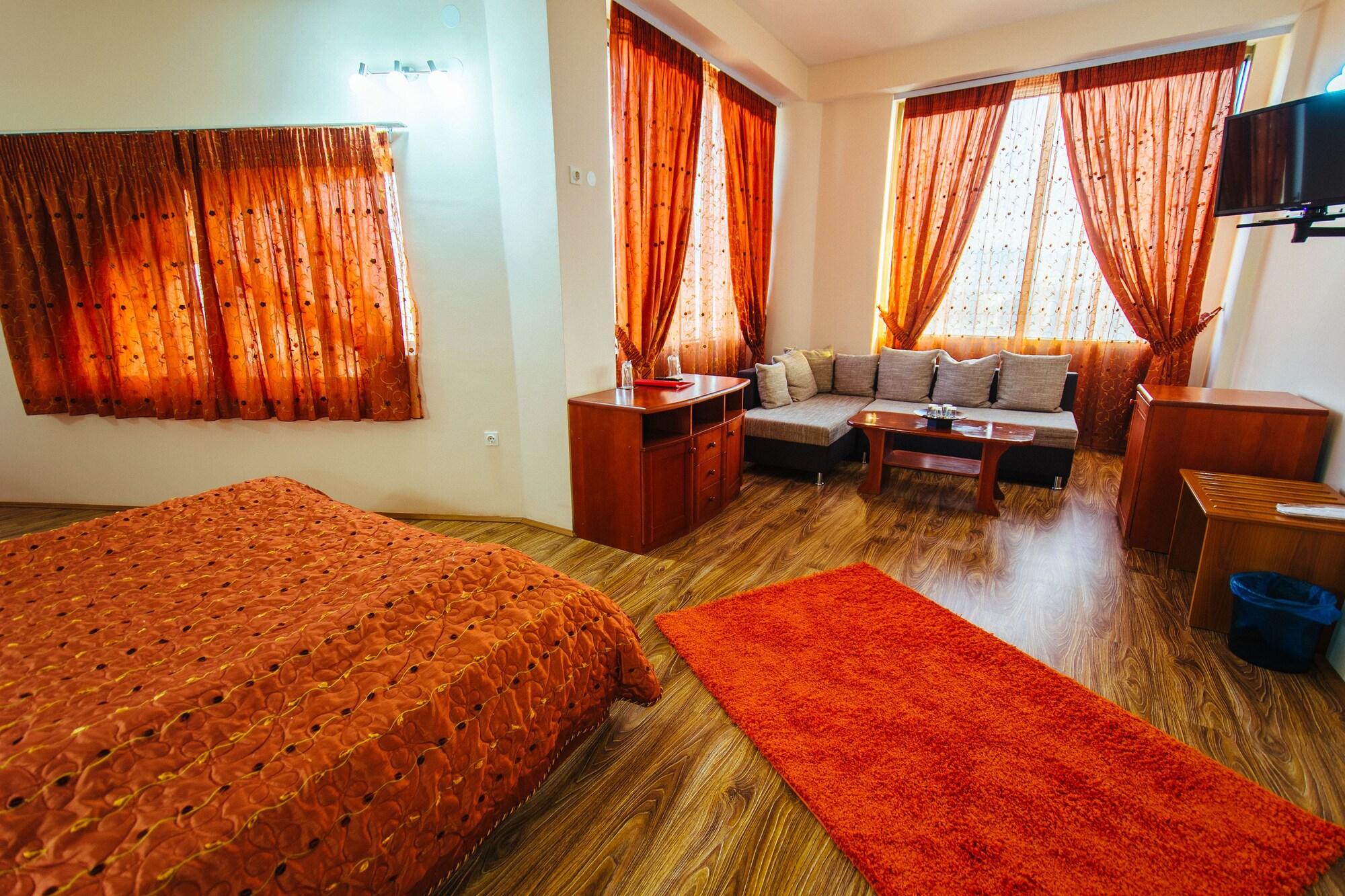 Hotel Kristal Palas Prilep Exterior photo